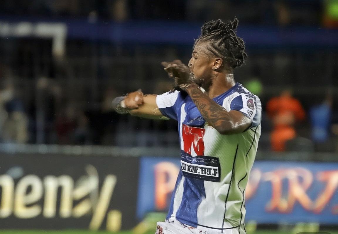 2019赛季清水鼓动VS磐田喜悦：巅峰对决战术解析与球星风采(图3)