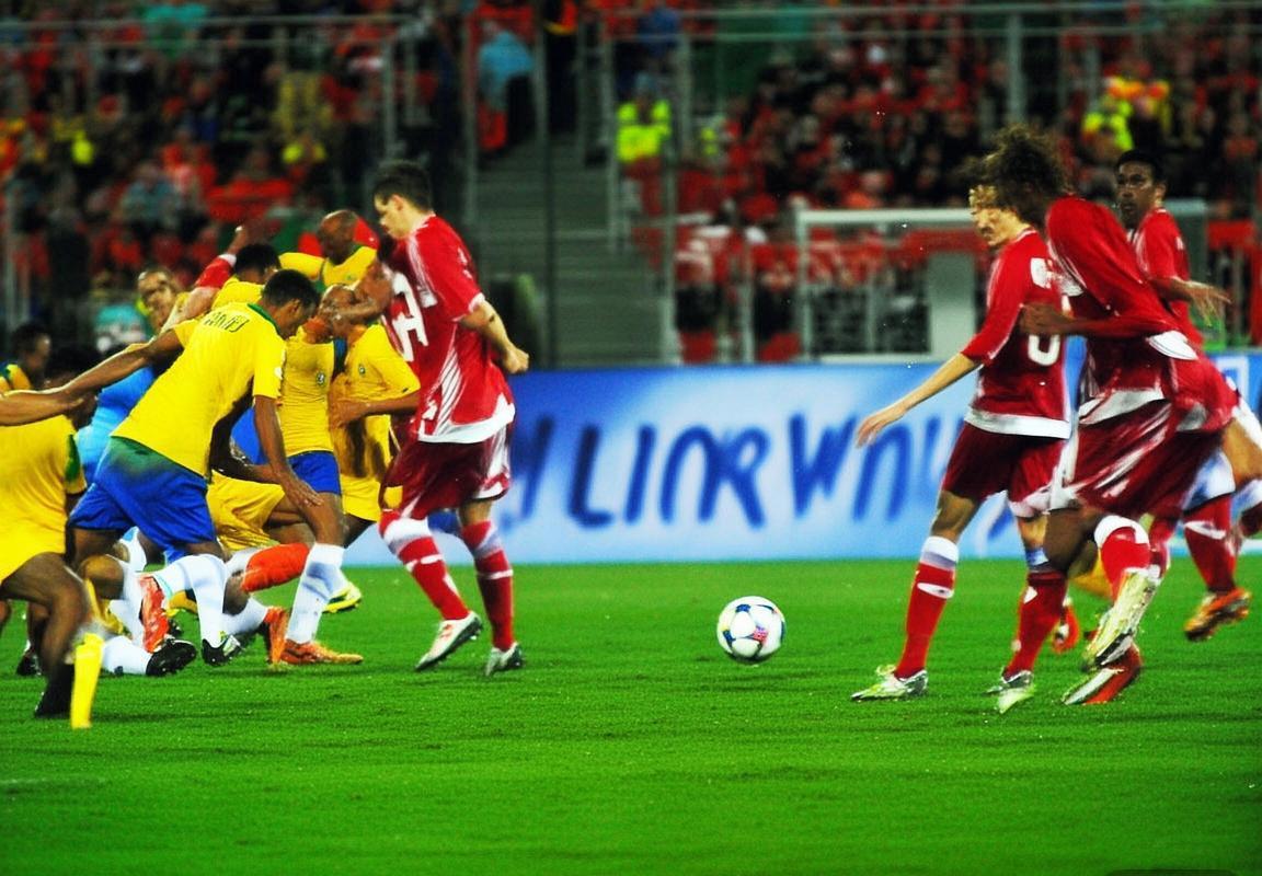 巴西秘鲁半全场对决：强强碰撞前瞻分析(图3)